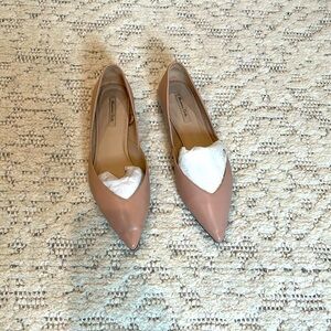 Massimo Dutti Size 39 nude flats